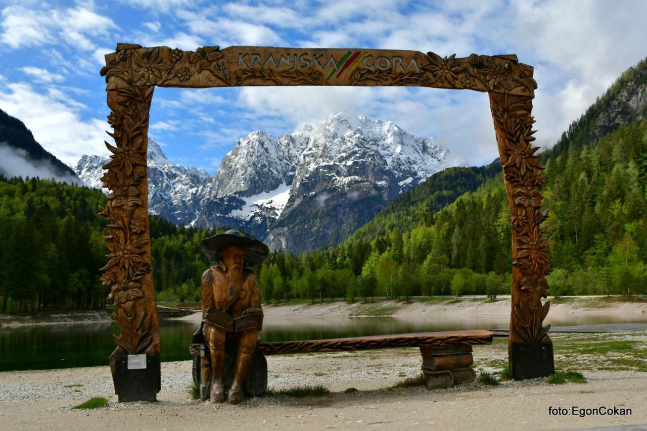 Mountain Charm Lägenhet Kranjska Gora Exteriör bild
