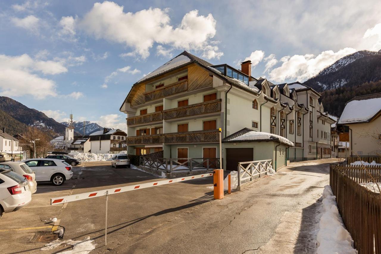 Mountain Charm Lägenhet Kranjska Gora Exteriör bild