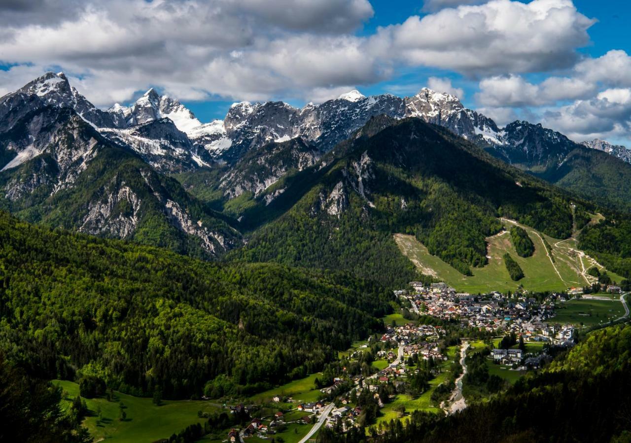 Mountain Charm Lägenhet Kranjska Gora Exteriör bild